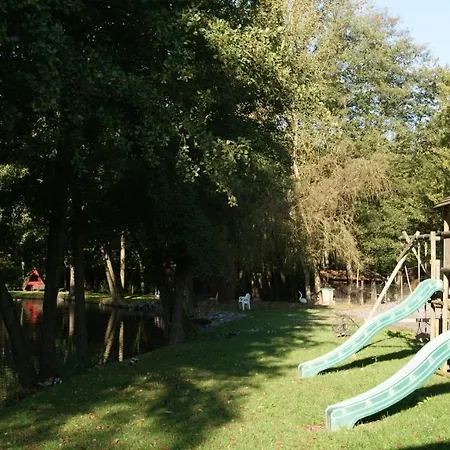 Кемпинг Le De Illian Saint-Michel (Aisne)